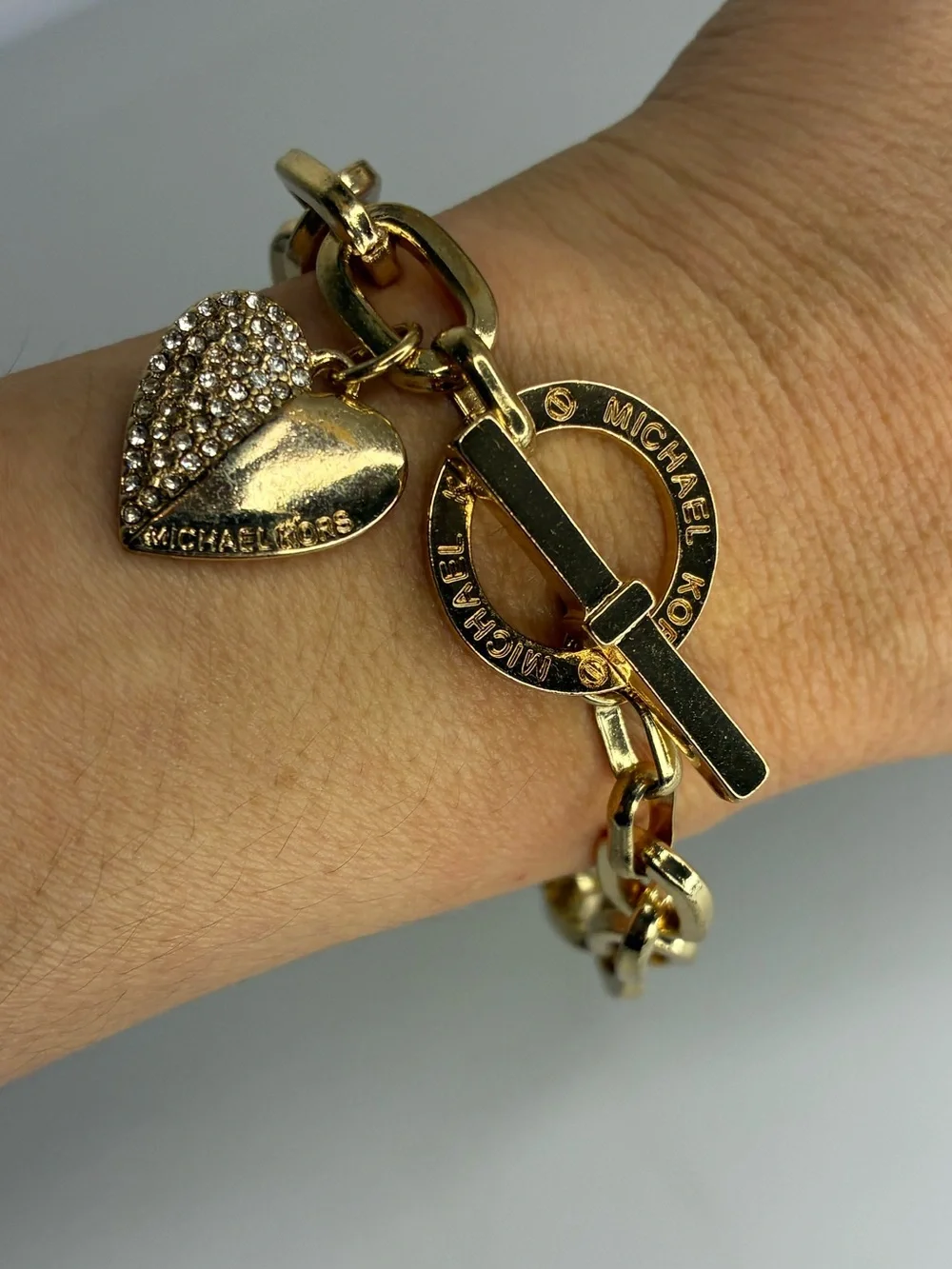 Vintage Gold Crystal Heart Toggle Bracelet